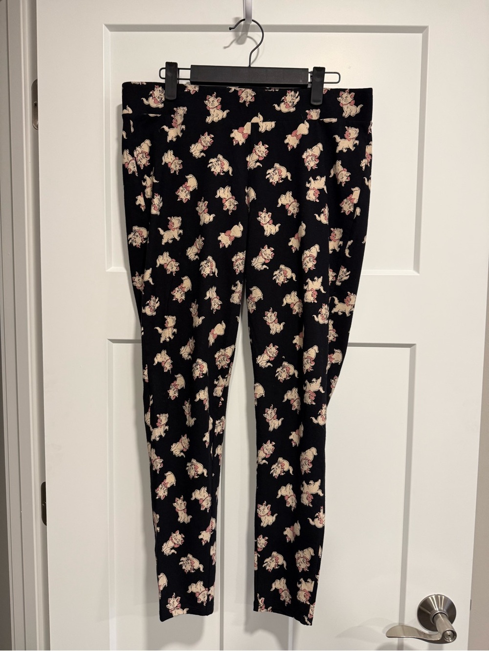 Disney Marie Aristocats Leggings Black Cat Print Pink